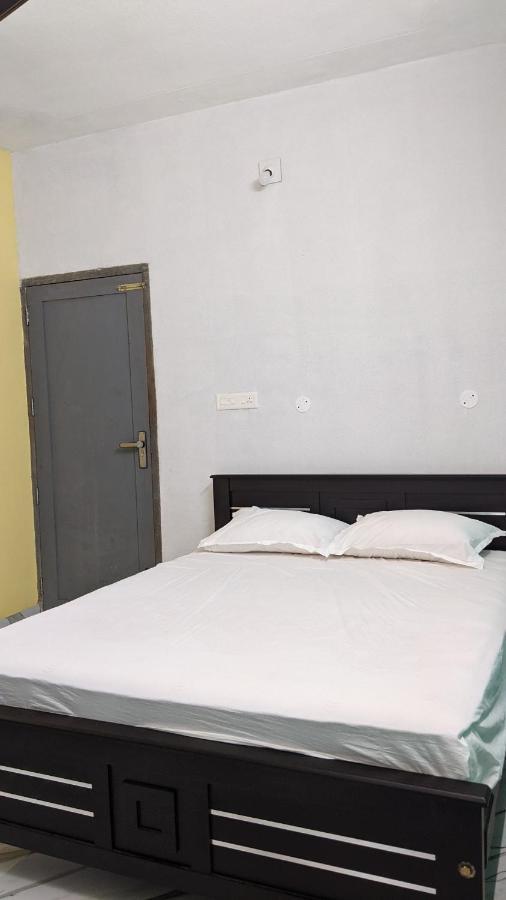 Dilkush Munroe Homestay Kollam Exterior photo